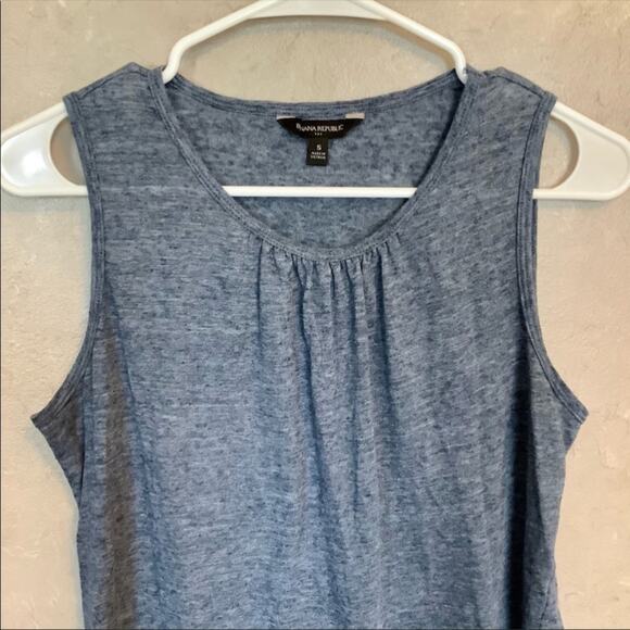 BANANA REPUBLIC Blue Gray Scoop Neck Sleeveless Blouse Size Small - Picture 4 of 9